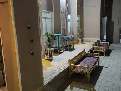 بومگردی گل ۱ - واحد 3