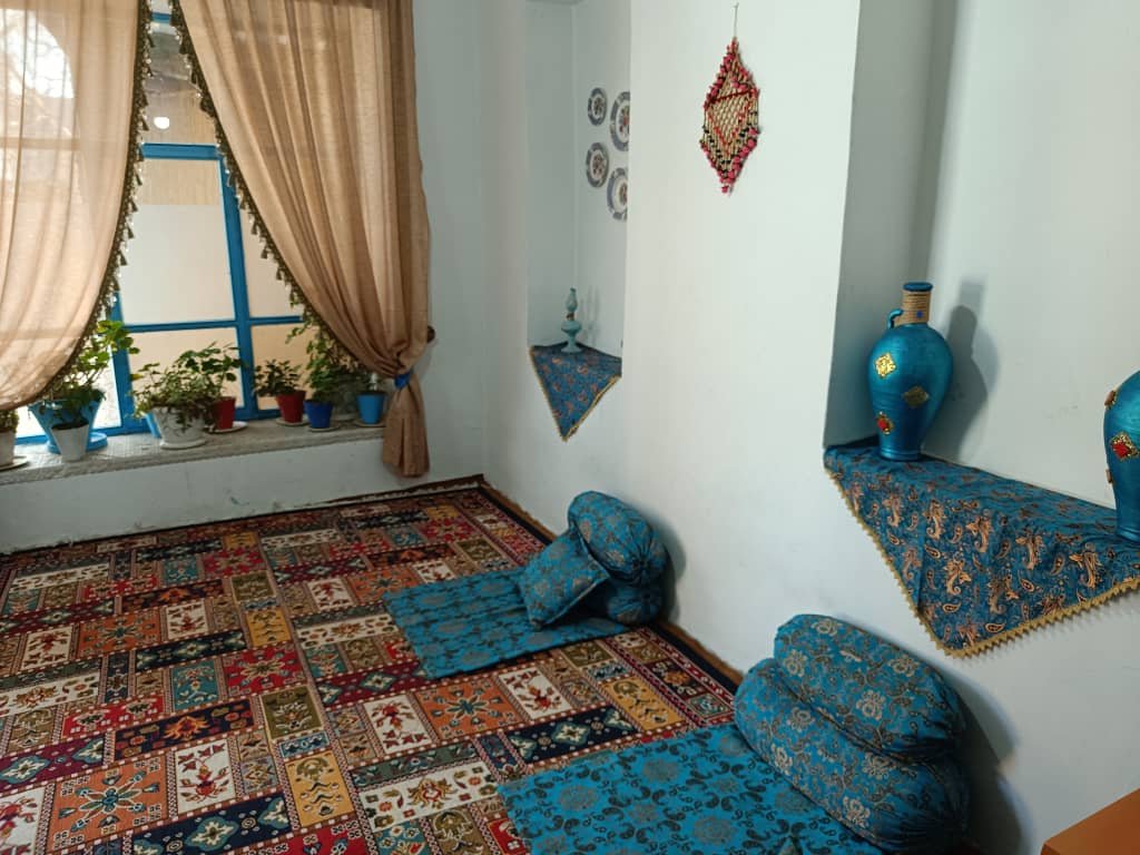 خانه دوستی - واحد ماه بانو