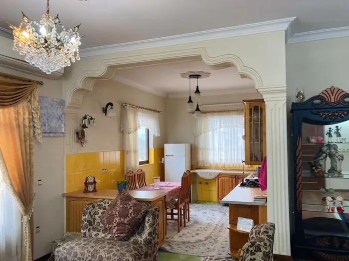 سوئیت سه خوابه کلبه طلایی