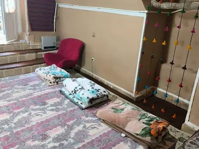 بومگردی گل ۱ - واحد 5