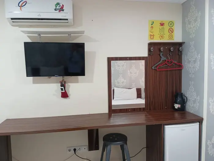 مسافرخانه نیکان مهر - واحد چهارتخته  408