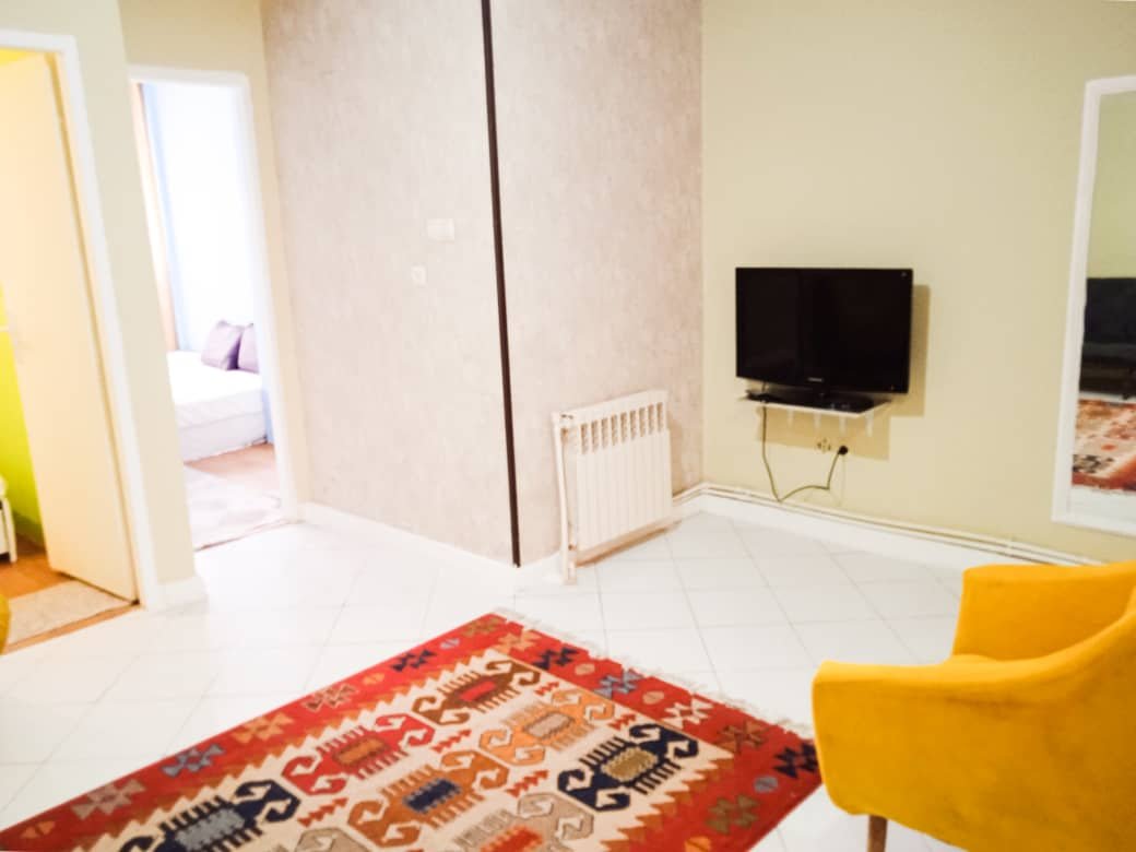 آپارتمان دوخوابه سپیدار بلوار فردوس