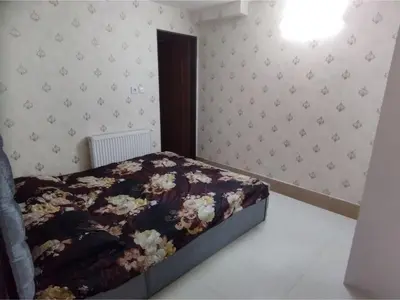 آپارتمان یک خوابه چمن 20