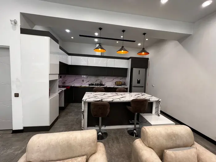 ویلا دوخوابه دوبلکس استخردار آبگرم لاوین لند - اشپزخانه مجهز