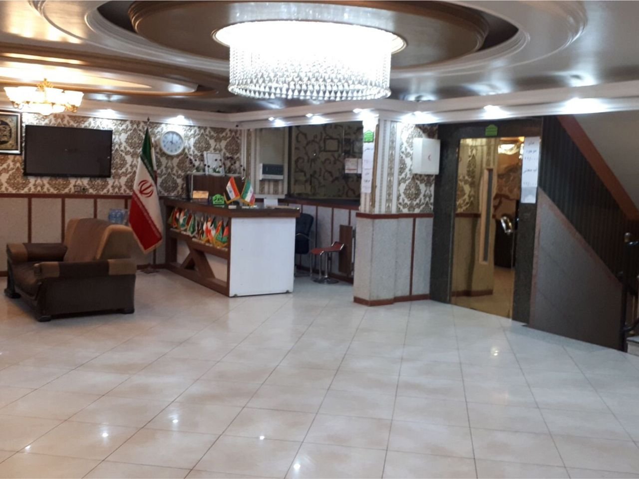 اجاره روزانه آپارتمان دوخوابه پرشیانا واحد 4 مشهد