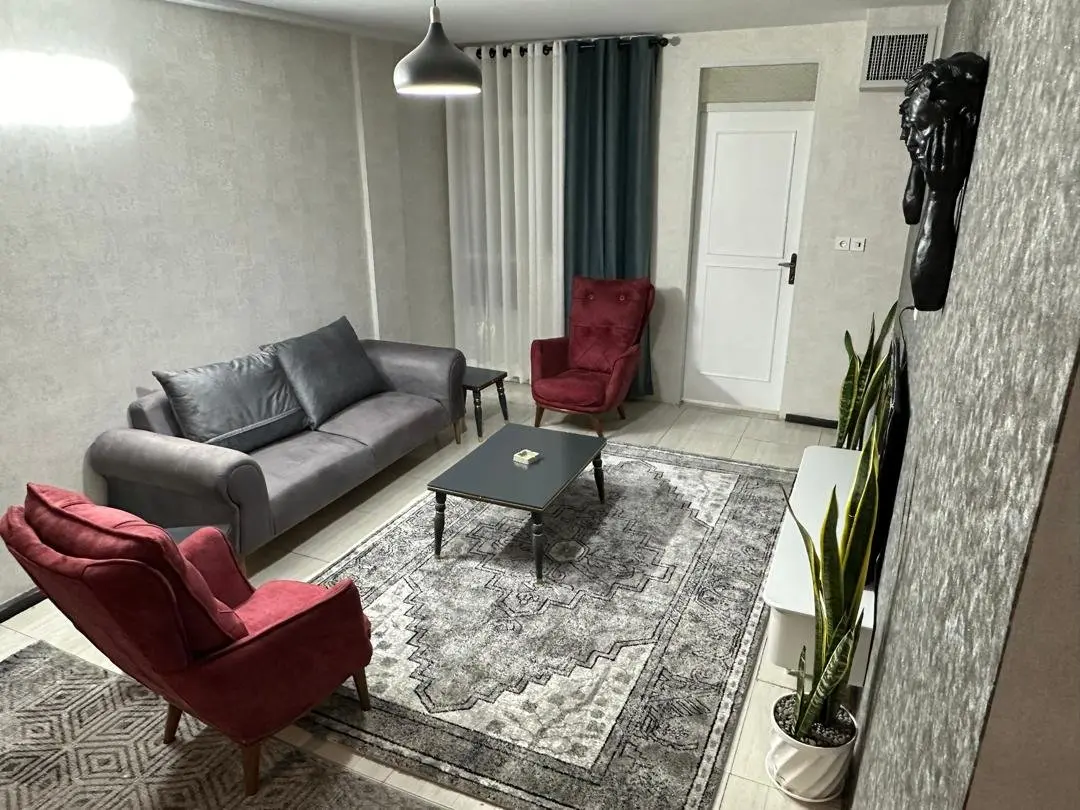 آپارتمان یک خوابه لاله شرقی جنت آباد 14