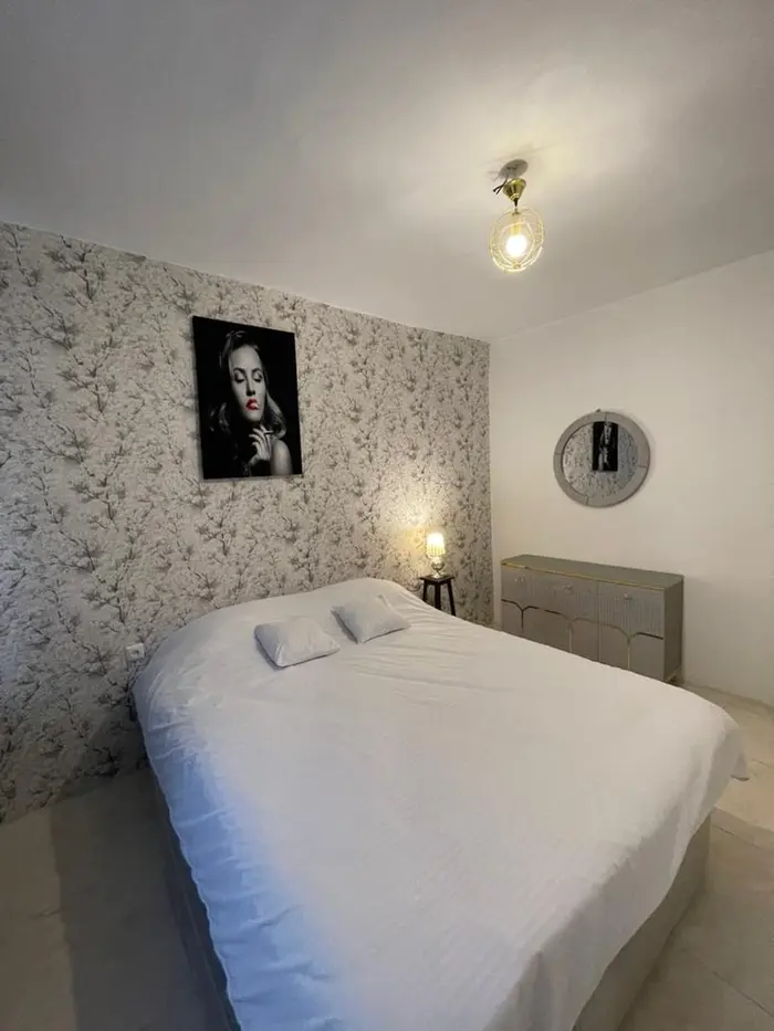 آپارتمان دوخوابه صیاد شیرازی 3