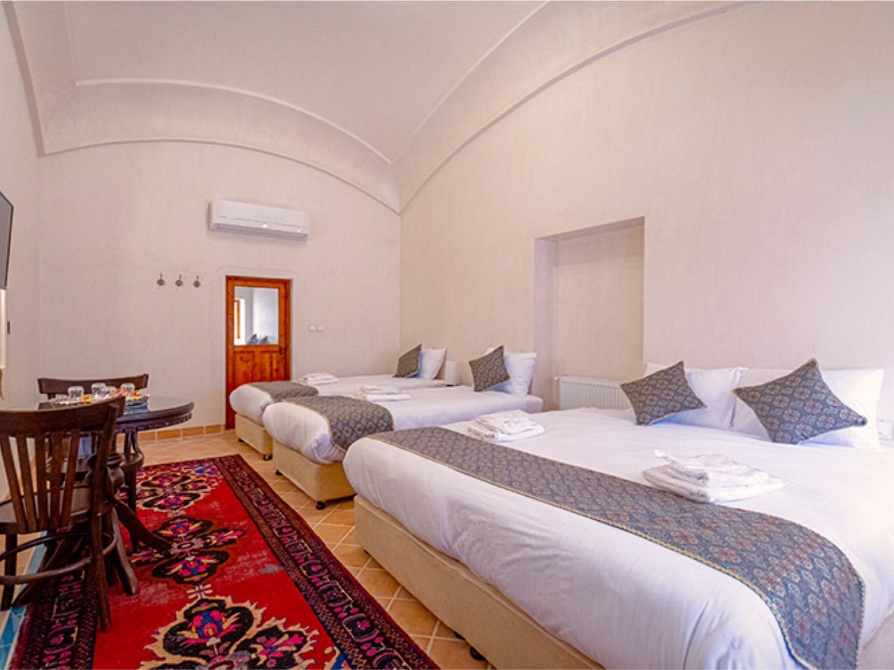 اقامتگاه سنتی سرای قجر - واحد 106