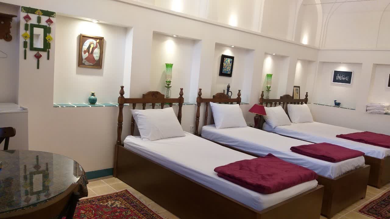 دلنواز کاشان - واحد 3 ماه سلطان