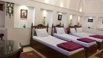 اقامتگاه سنتی دلنواز کاشان - واحد 3 ماه سلطان