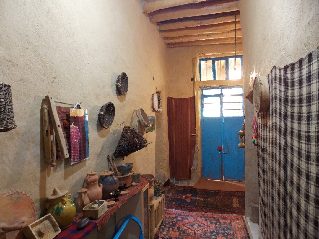 سوئیت دوخوابه سروه