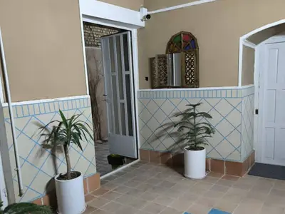 بومگردی گل ۱ - واحد 4