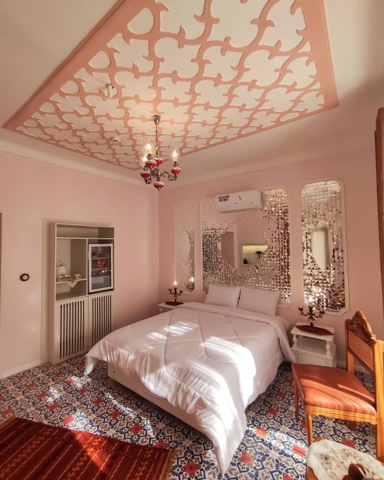 اقامتگاه سنتی اصالت - واحد ماه نشین