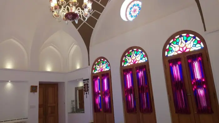 اقامتگاه سنتی دلنواز کاشان - واحد 2 شاه نشین