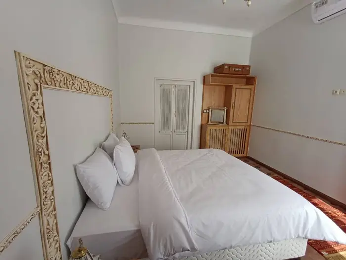 اقامتگاه سنتی دوخوابه اصالت واحد باغ نشین