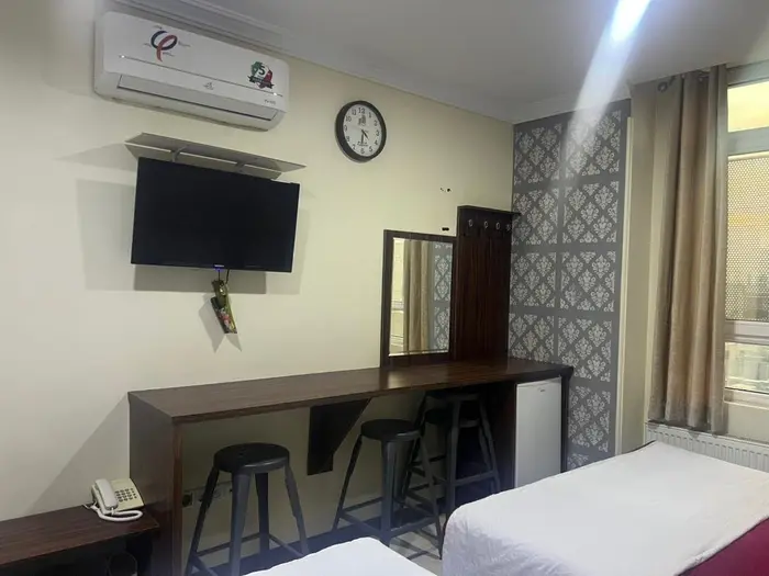 مسافرخانه نیکان مهر - واحد دوتخته 501