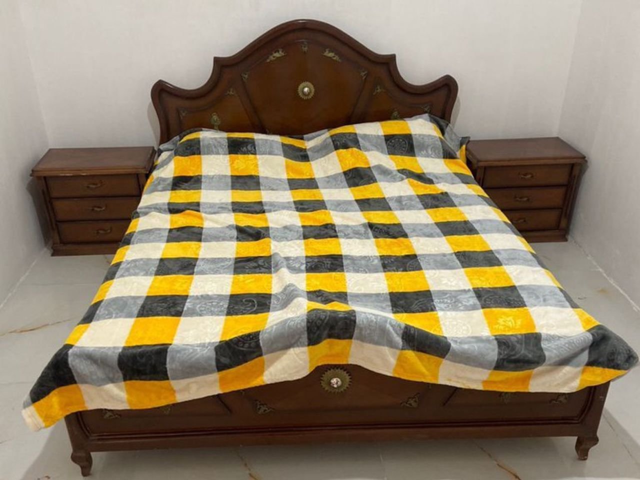 دوخوابه استخردار آبگرم شهرک پاییزان