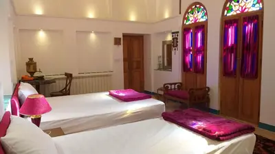 اقامتگاه سنتی دلنواز کاشان - واحد 2 شاه نشین