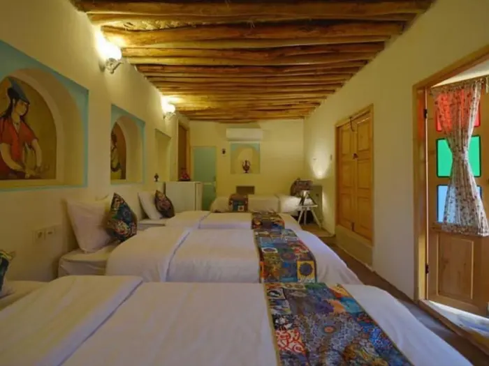 بوم گردی سرای همایونی - واحد پوران