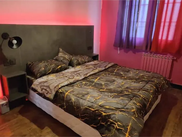 دوخوابه اسکندرزاده پیامبر شرقی