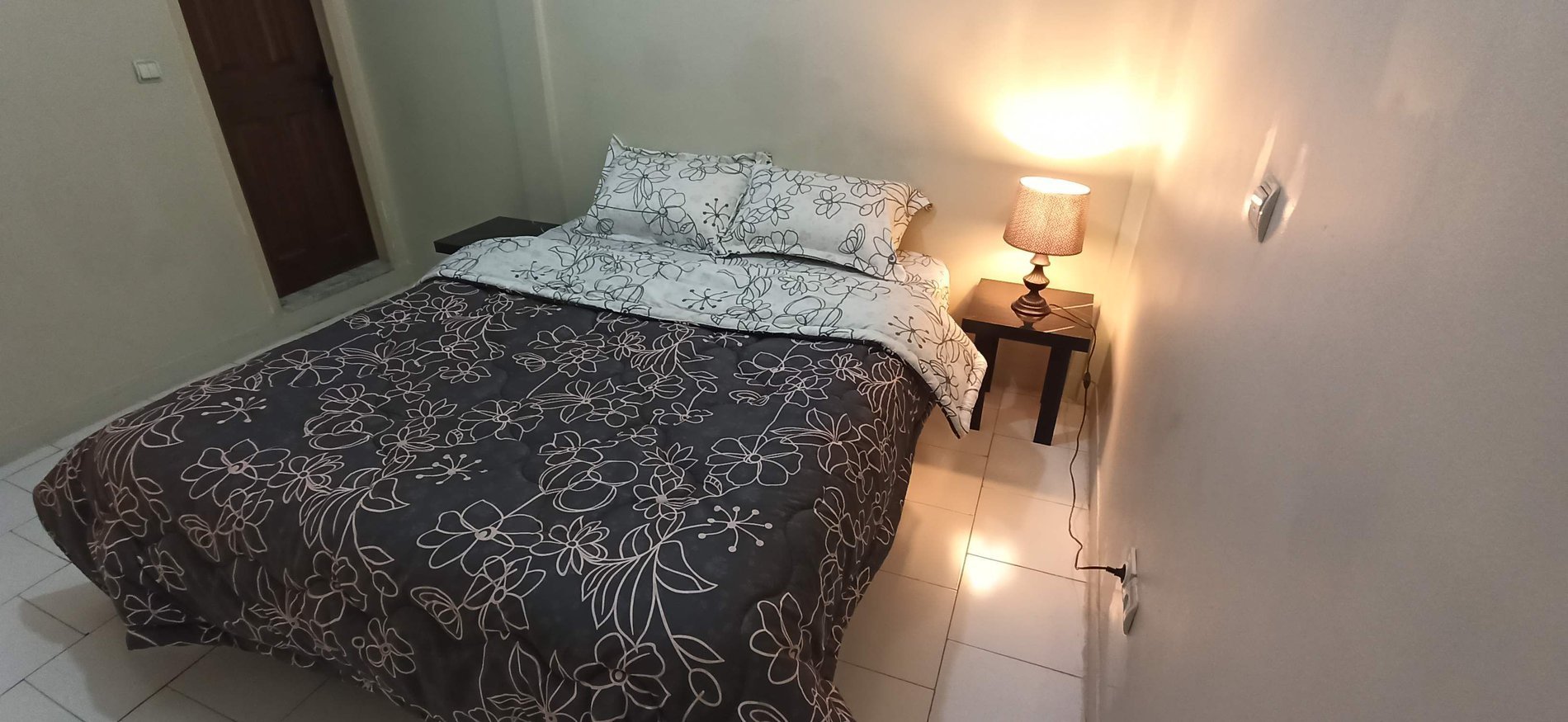 آپارتمان یک خوابه ارغوان خواجه نصیر