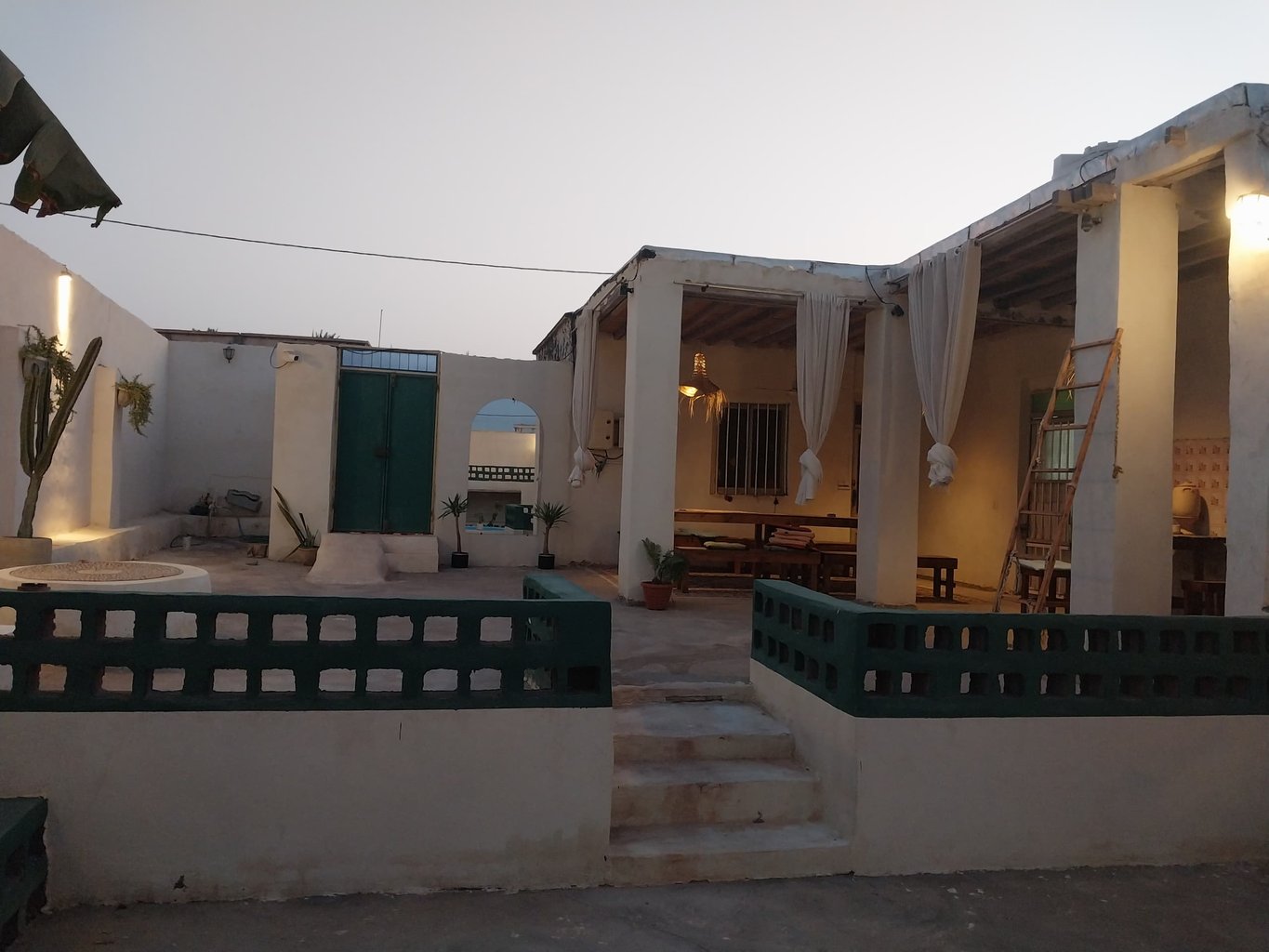 کاژه - واحد 104