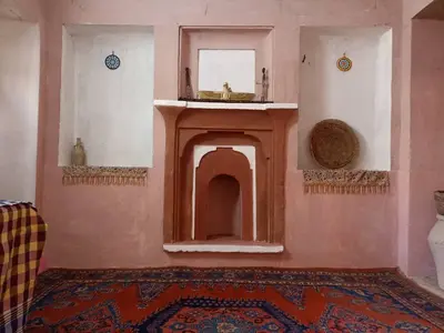 بومگردی سرای کربلایی فریدون - واحد سایه نشین 4