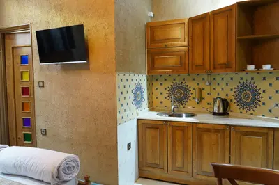 اقامتگاه سنتی آبمیرزا - واحد زبرجد