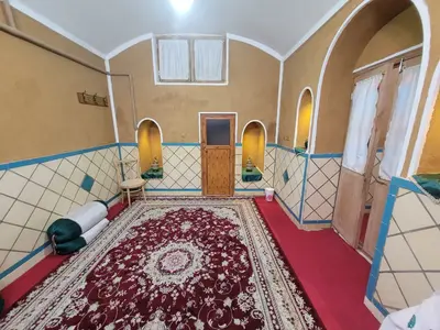 اقامتگاه سنتی ترنج - واحد زمرد