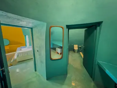 بومگردی ماجرا - واحد دوخوابه 113