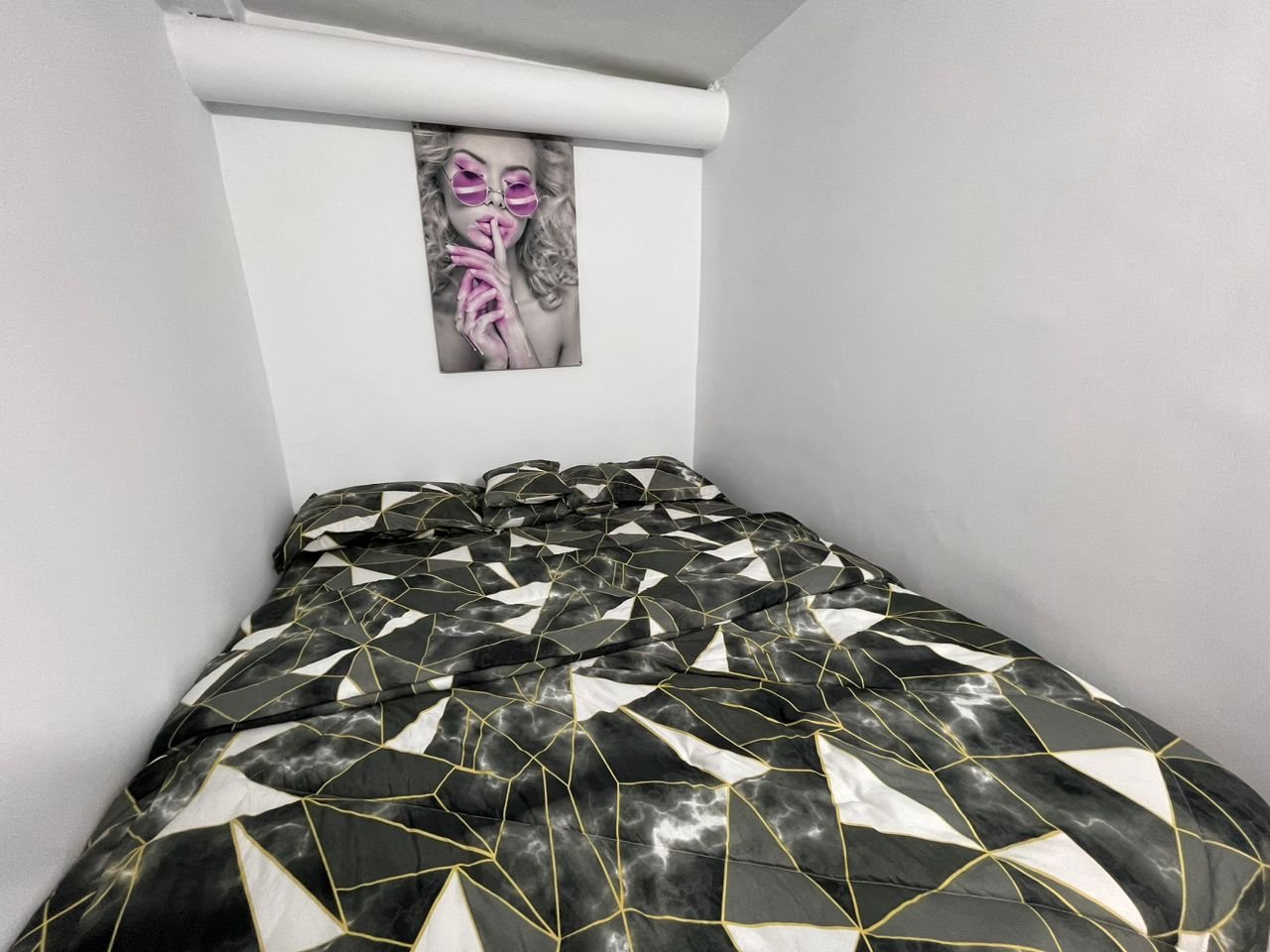 سوئیت فلت حکیم غرب واحد 2