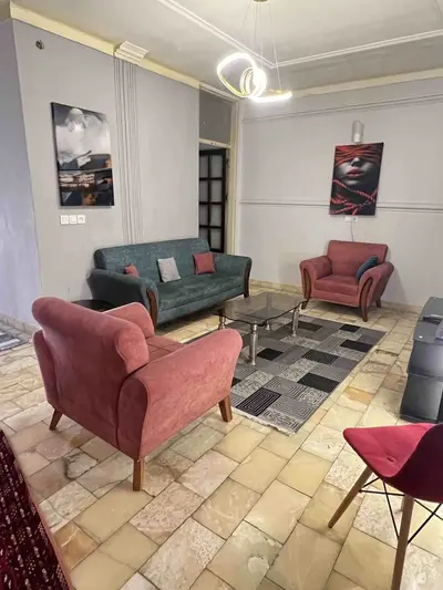 آپارتمان دوخوابه اردیبهشت 1