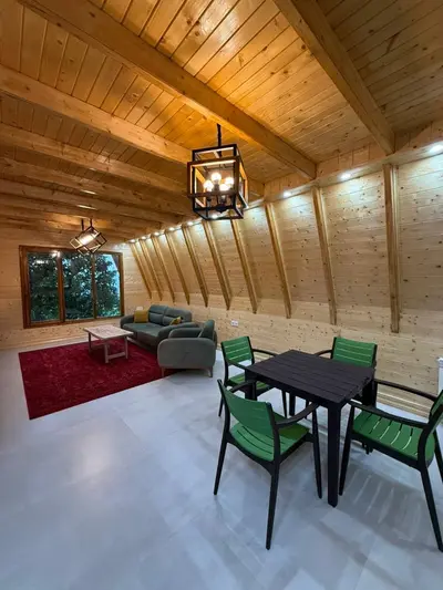 کلبه دوخوابه آسمان واحد جکوزی دار آفتاب