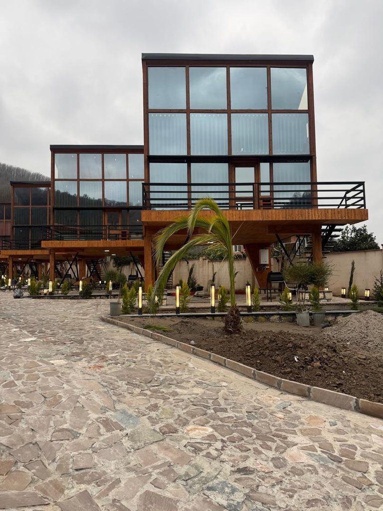 کلبه یک خوابه دوبلکس جکوزی دار آرتینا