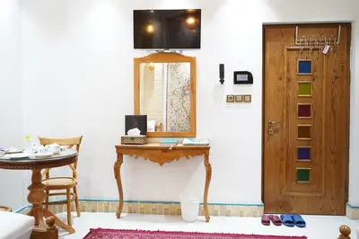 اقامتگاه سنتی آبمیرزا - واحد زمرد 2