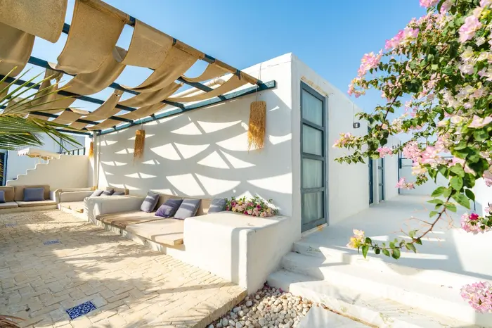 بوم گردی دنسه نوم فلت استخردار - واحد 1