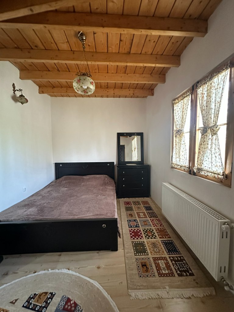 باباخان - واحد نازخاتون