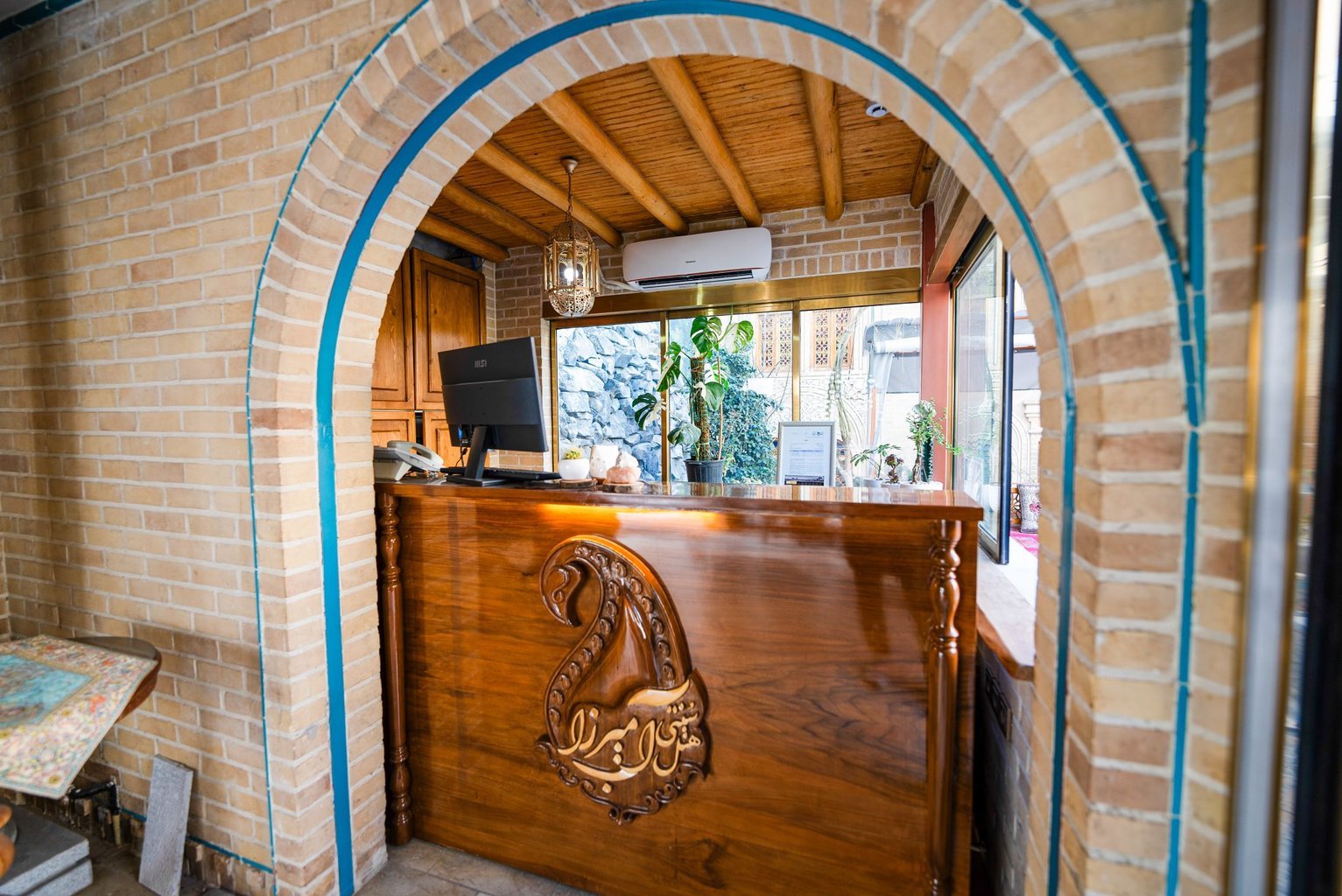 آبمیرزا - واحد زبرجد