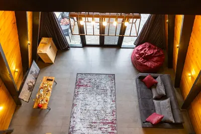 کلبه یک خوابه سوئیسی اوپه واحد جکوزی دار میانا