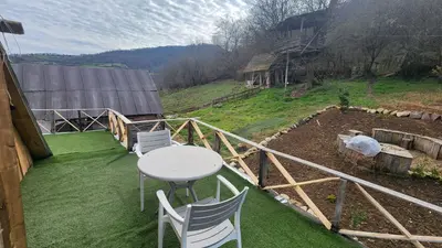 کلبه دوخوابه سوئیسی واستان