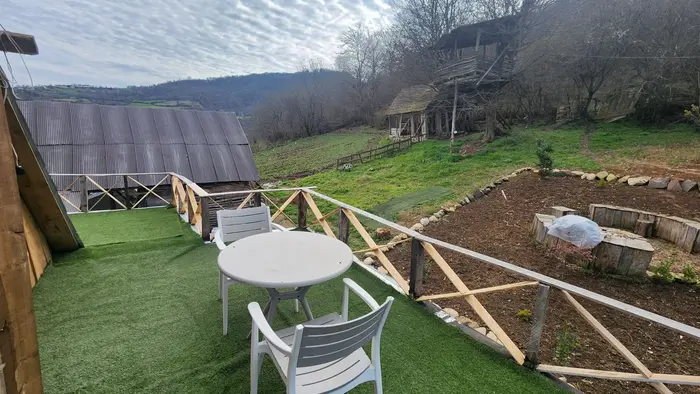 کلبه دوخوابه سوئیسی واستان