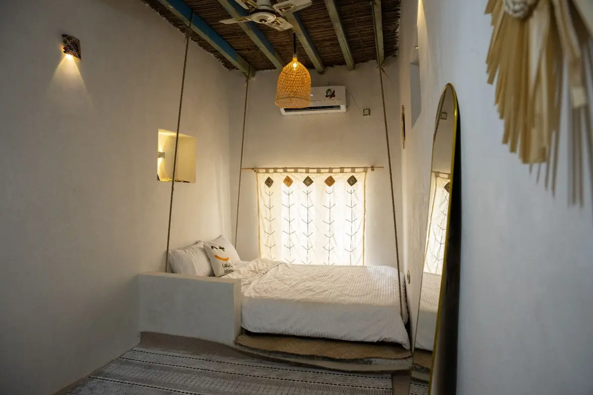 بوم گردی خانه مانگرو - واحد گَرزِنگ