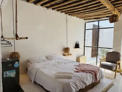 بومگردی دوخوابه استخردار موج و ماه