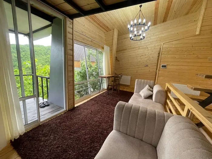 کلبه دوخوابه جنگلی سکویا