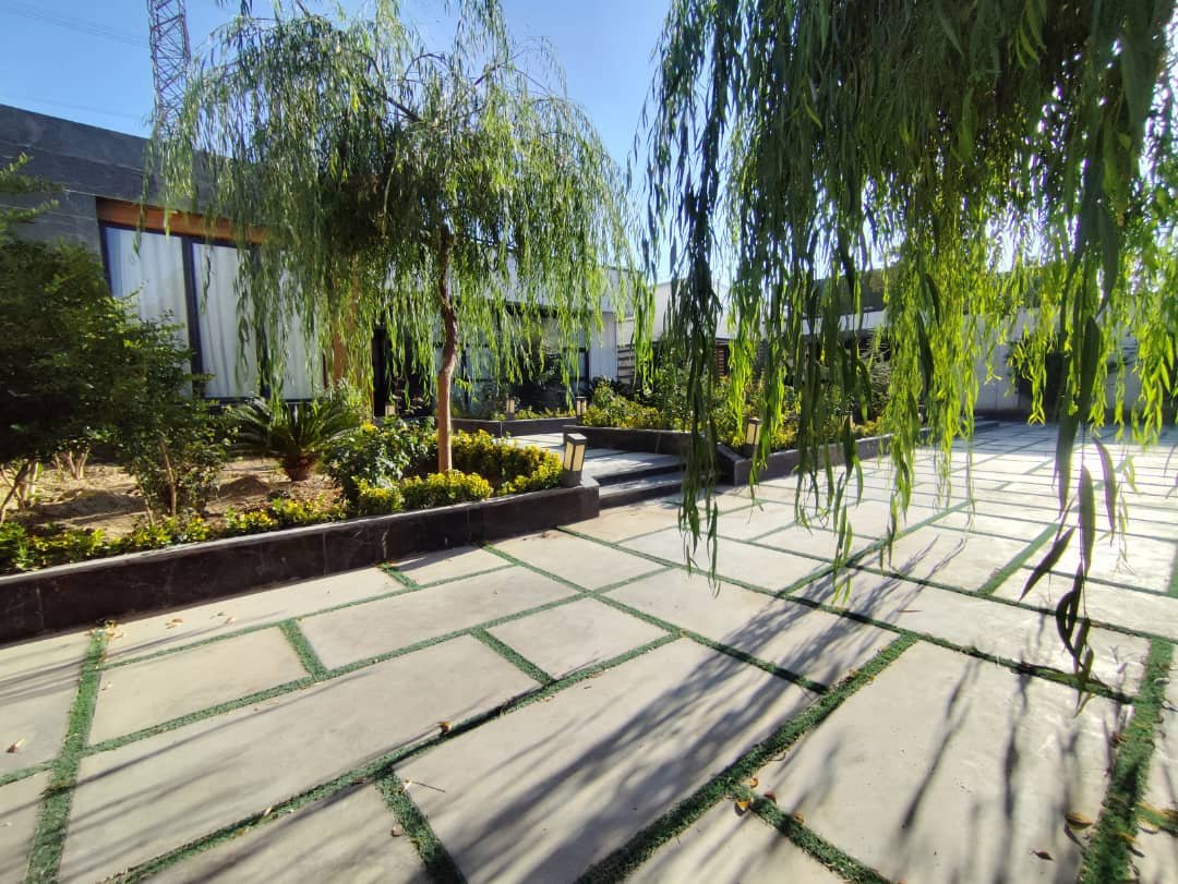 سه خوابه استخردار آبگرم سفید بوستان