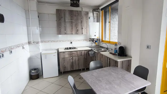 یک خوابه روماک 8