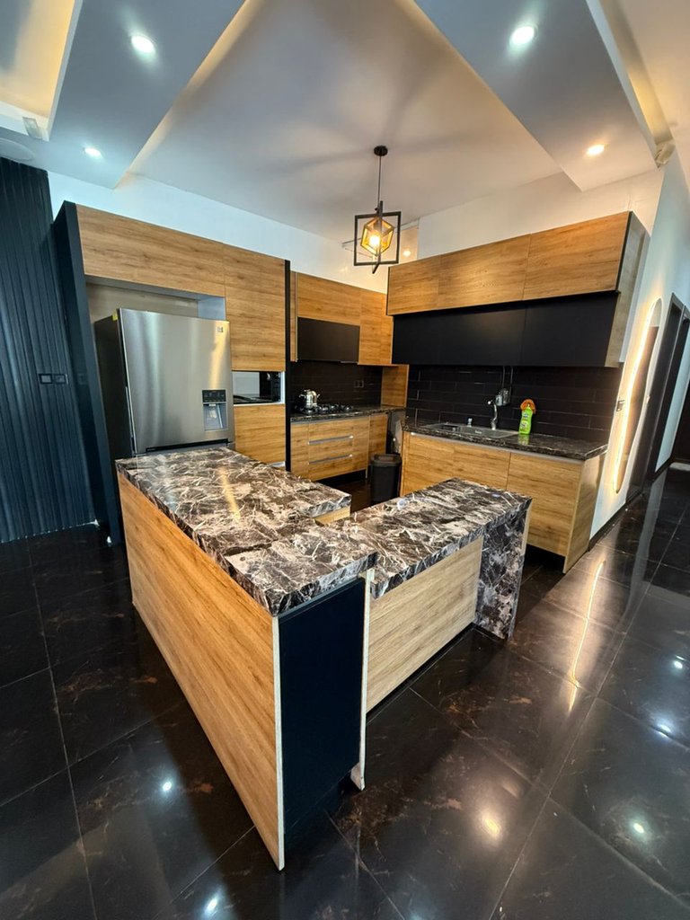 سه خوابه استخردار آبگرم آذین