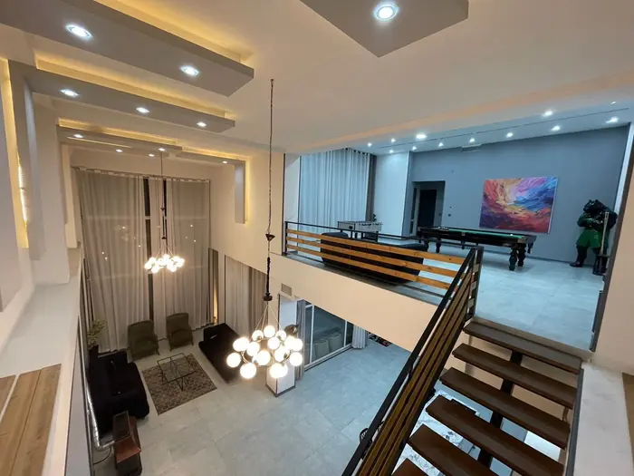 ویلا سه خوابه استخردار آبگرم عمارت ماندگار 1