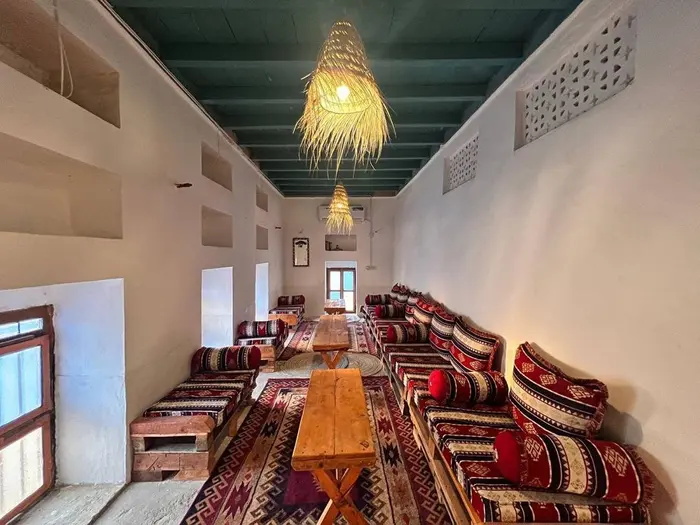 بوم گردی عمارت سریر - واحد 4