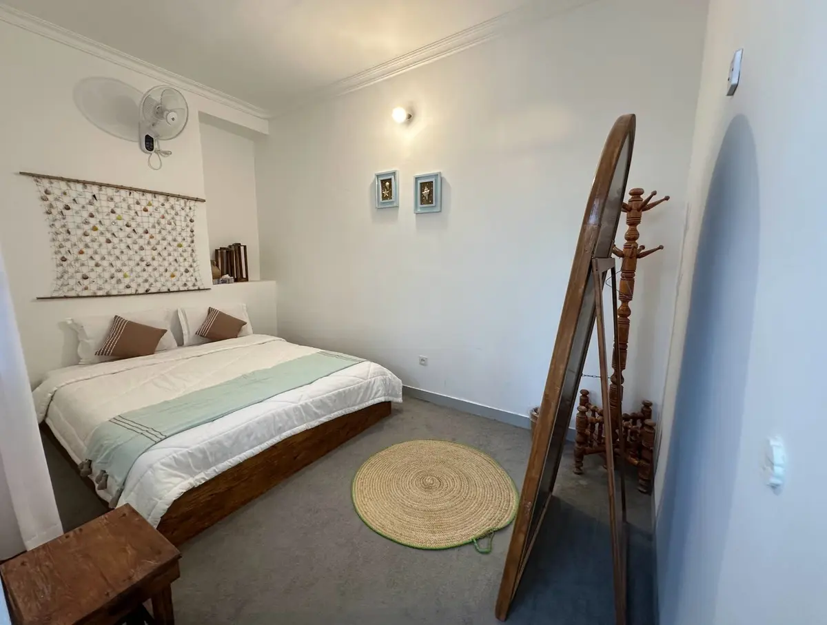 بوم گردی سُکنا - واحد سیف